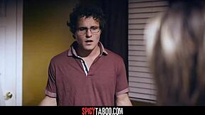 brunette girlfriend has sneaky sex with boyfriend 😈