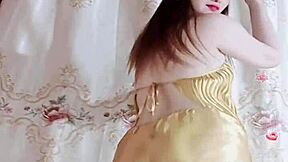 viet teen 18+, wanna show me your bigo dance moves now?