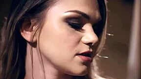 brunette girlfriend has sneaky sex with boyfriend 😈