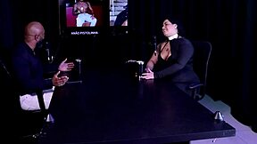 i started with the massage therapist who charges per hour and she sucks sits or passes on me - pri melancia