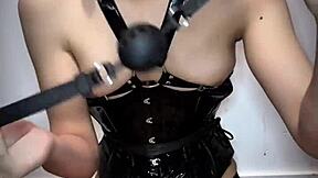 Я залил её всю спермой после страстного траха