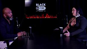 i started with the massage therapist who charges per hour and she sucks sits or passes on me - pri melancia