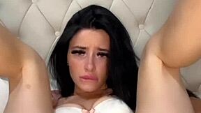 American student masturbating solo 😏