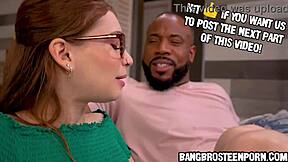 I'm obsessed with banging my girlfriend's hot mom Lauryn Mae!