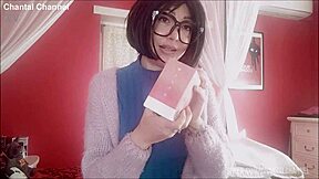 Hell yeah! Chantal squirts hard with her new sex toy!