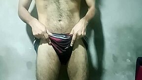 Tucacheritocacheron - me desvisto y me pajeo tengo buena pinga para ti, solo masturbation with big cock.