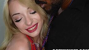 wife's taco gets stuffed by bbc bartender 😏 cecelia taylor blows old guy