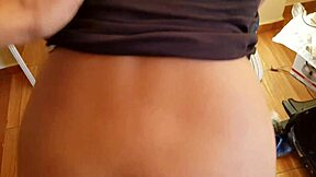 Hermanastra colombiana me pide que la folle sin condon gemidos