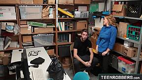 officer krissy lynn seduces thief for hot sex