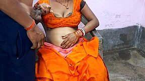 Hot Village 18 Girl Goes Full Nude for Suhagrat Scene.