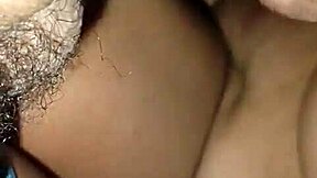 indahnya bisa merasakan memek ibu mertua cantik 😍