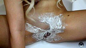 Shaving my unshaven pussy close up