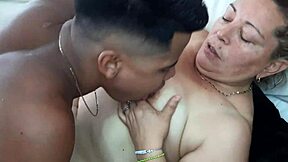 Horká zralá BBW tvrdě šuká nevlastního syna