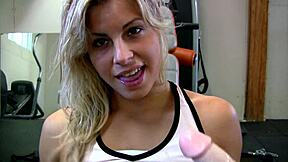 Watch this cam girl toy her ass and deepthroat