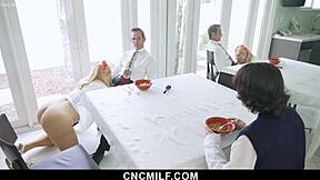 thick stepmom lets stepson use her during chores