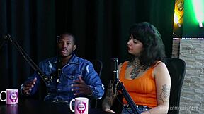 Compilados do Hyoran Carvalho watch on sheer red