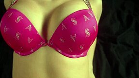 i finger her pussy to squirting orgasm