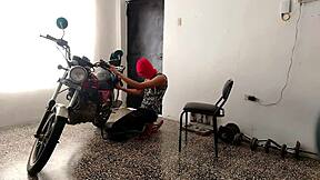 Innocent guy didn't expect his neighbor's big ass shaking in lingerie