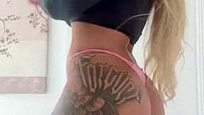 Meet Bratzmal, the crossdressing solo star, looking hot as ever! 😍