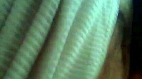 dayzee sucks cock deepthroat in homemade video