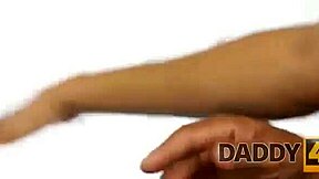 Holka se vyblbne s perverzním tchánem 😈