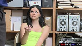 Pornstar Caught Shoplifting By Police Officer In Hidden Cam