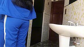 yo, recording a colegiala during quick bathroom action at school. so risky!