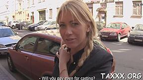 Hey, watch this teen 18+ give an amazing throat job on webcam during her interview! 😏