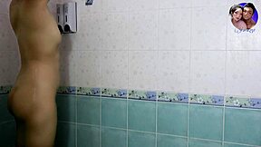 New241new อาบน้ำขัดตัวล้างหีรอผัวกลับมา