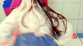 Watch this petite teen slut twerk her big ass and shake those small tits!