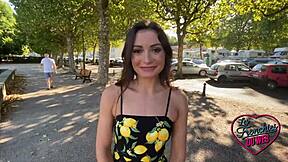 i'm valentina, a petite naughty girl addicted to sex