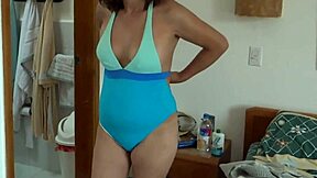 Latina Mom Savors Beach Sex with Young 18+ Black Lover Obsessed with Huge Cocks