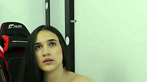 young hot teen shows big tits and ass