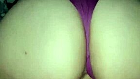 Novinha Senta na Rola Grande do Namorado