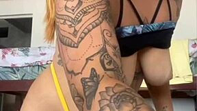 I made a video call in the guy's apartment I just met and gave him a little present at the end