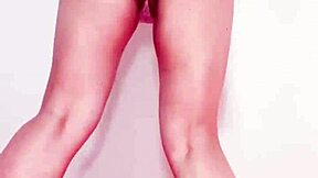 Madrastra mexicana latina muy puta de cameltoe gigante se masturba para su hijastro con su vagina marcada usa bhabhi desi sex xxx usa american united states.