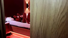 Gue Rasanya Emosional Bagi Kasur Sama Stepmom, Berujung Seks Passionate di USA