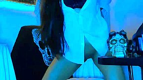 i masturbate live with my big dildo