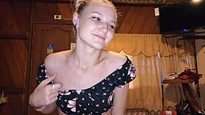 watch her feet sucking?