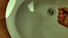 i had an intense mutual masturbation session in an egypt hotel during my holiday.