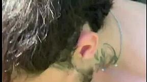 Comi Um Desconhecido Que Estava Batendo Uma Na Trilha Free