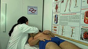 enfermeira fica excitada ao ver ere��o do paciente. tight pussy small 18+ waist brunette blowjob big ass handjob banging uncensored