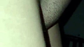 Vagabunda sentando e gozando na rola