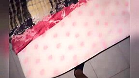 Entering sister's room at night, finds her ready in bed, homemade video of young mexican