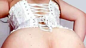 latina stepmom flashes huge cameltoe in leggings for stepson