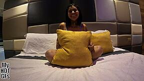 beautiful young latina wants to be the best actress in perú