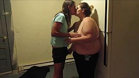 young babe gets mouth fucked on kitchen floor, massive facial