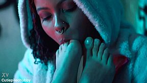 bbw ebony licks and sucks petite tattooed girlfriend's feet intensely