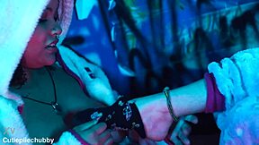 bbw ebony licks and sucks petite tattooed girlfriend's feet intensely