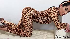 Kitty Chloe Amour Wants Rough Play With Her Pussy!